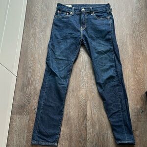 Men’s Levi Slim Jeans